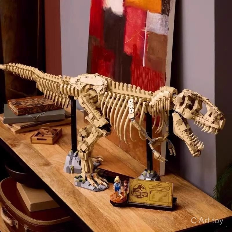 พร้อมส่ง jurassicworld dinosaur Building Blocks toys rebirth jurassic park godzilla robot เสื้อ spin