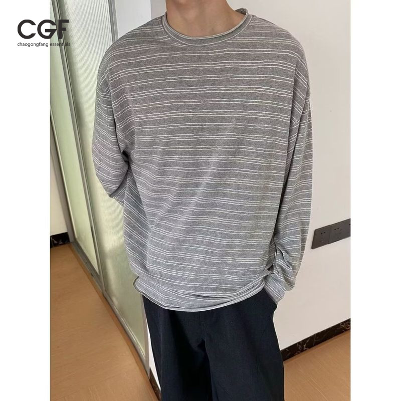 เสื้อยืดแขนยาวผู้ชาย ออกแบบหลวมรอบคอมากขึ้น เพื่อความสบายต่อผิว และระบายอากาศได้ดี สำหรับใส่วัน.daily wear