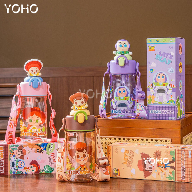 Toy Story Series Buzz Lightyear Tritan วัสดุถ้วยน้ําขนาดใหญ่ความจุ 500MLสามารถCrossbodyถ้วยฟางฤดูร้อนมาพร้อมกับสเปรย์ดื่มโดยตรงถ้วย