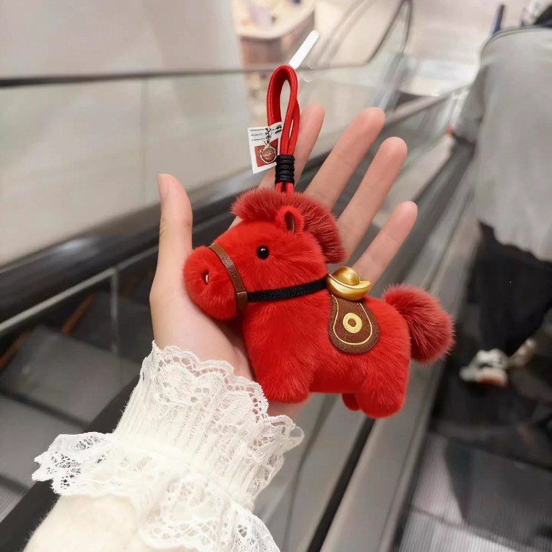 จี้โพนี่ปีใหม่ 2026 พวงกุญแจตุ๊กตามิ่งขวัญ - รูปที่ 2