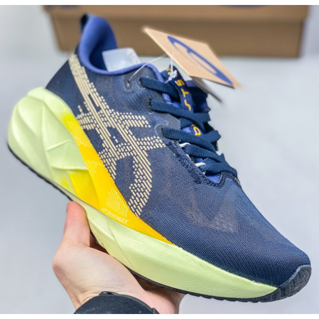 Luck Asics NOVABLAST 5 รองเท้าวิ่งรองเท้าผู้ชายระบายอากาศผู้หญิง NOVABLAST 5 รองเท้ากีฬา 36-45 XAAS