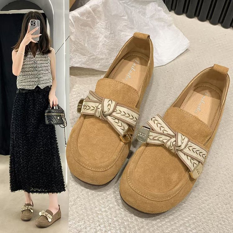 รองเท้าทรงโลฟเฟอร์ ดีไซน์เก๋ พื้นนุ่มและกันลื่น สไตล์เรโทร สวมใส่สบายและน้ำหนักเบา