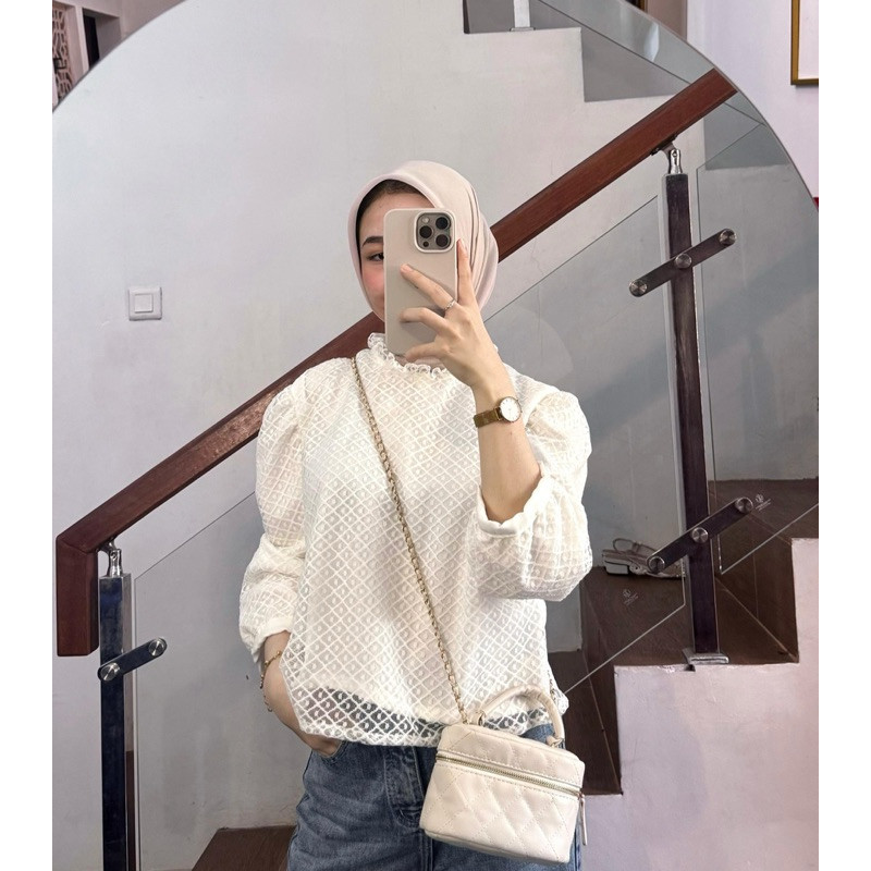 เสื้อ Moonlife / Kartika / มือสอง