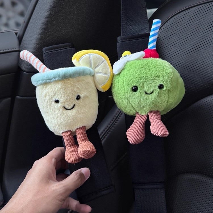 มะนาวมะพร้าวน้ํารถที่นั่งเข็มขัดไหล่ Pads Anti-Strangling คอผู้หญิงตกแต่ง High-End ตุ๊กตา Plush ไหล่