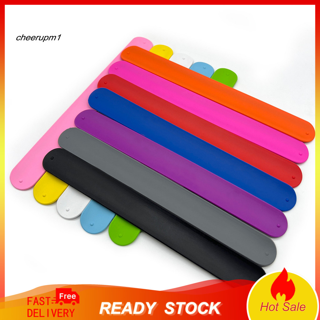 CHEER 2 ชิ้นเด็ก Slap สร้อยข้อมือสีทึบยืดหยุ่น Self-Rolling Wristwear Creative ความเครียดบรรเทานุ่มชายหญิง Clap วงกลมสายรัดข้อมือซิลิโคนของเล่นเด็กของขวัญ
