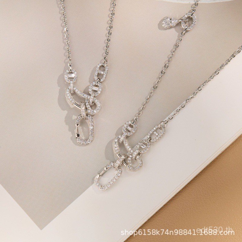 โซ่และเข็มขัดหัวหยกแท้ ออกแบบเองได้ พร้อมสร้อยคอมัลติฟังก์ชัน งานฝังเพชร 18K Gold TFCC