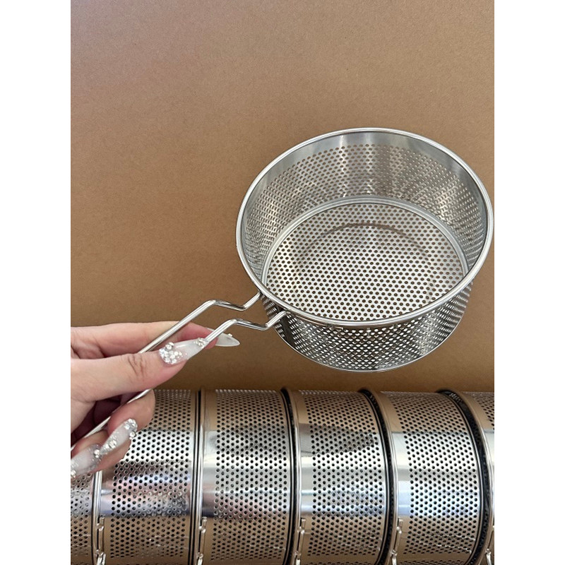 B.Bo Shangs Home 304 สแตนเลสทอดตะกร้าทอดเผ็ดร้อนกระชอนกรองช้อนทําอาหารก๋วยเตี๋ยว Lo Mein ก๋วยเตี๋ยวข