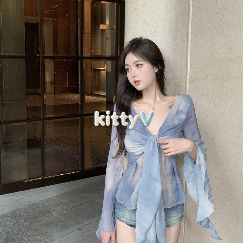 kitty 'พร้อมส่ง' FY5022 เสื้อแฟชั่นผู้หญิง เสื้อแขนยาว คอวี สไตล์สีมัดย้อมฟ้าน้ำเงิน น่ารักๆ