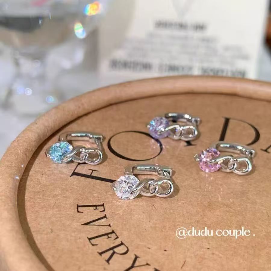 ต่างหู ต่างหู D-Shaped ตรงเข็มต่างหู High-End Strobe Edge ผู้หญิง