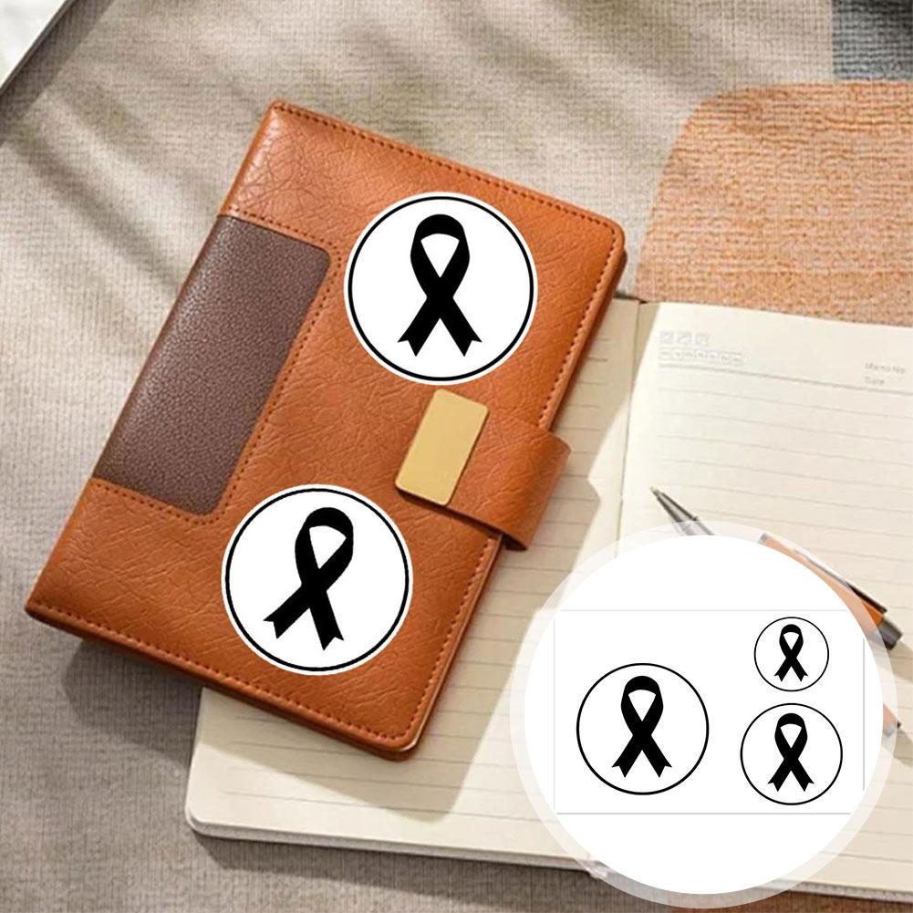 สติ๊กเกอร์ไว้ทุกข์ริบบิ้นสีดําสําหรับ Queen Sirikit C7r7