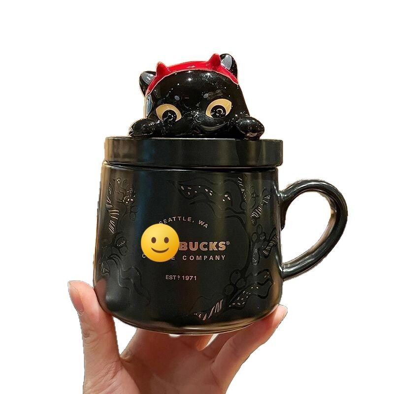 ★Ins Starbucks ของขวัญสไตล์ใหม่ Lace-Up ฝาปิดคอลัมน์ถ้วยน้ําชุดฮาโลวีนรางวัลแมวกาแฟแก้วเซรามิคพร้อมฝาปิดถ้วยแมวดํา - รูปที่ 2