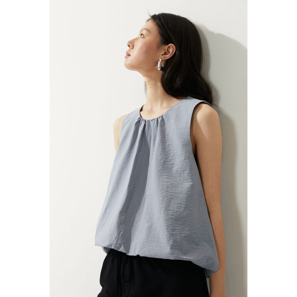 H&M(เอชแอนด์เอ็ม) เสื้อทรงบับเบิลฮีมยาว ผู้หญิง 1347224_1