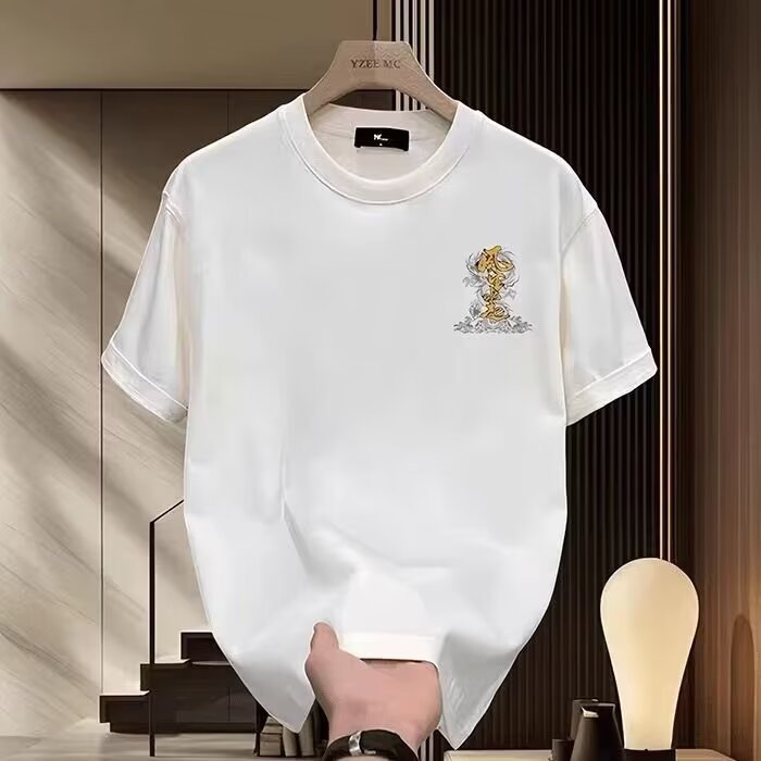 20262025เสื้อยืดแขนสั้นสไตล์ใหม่ผู้ชาย ins Street Wear ยุโรปอเมริกันสไตล์ฮิปฮอปรอบคอ Bottoming เสื้อ