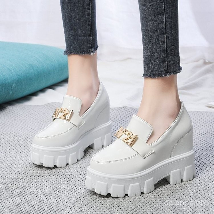 Deep Mouth รองเท้าผ้าใบผู้หญิงหนังหนา Soled รองเท้าลําลองแฟชั่น N 21 รองเท้าเดิน Slip on 2DEQ KQQX