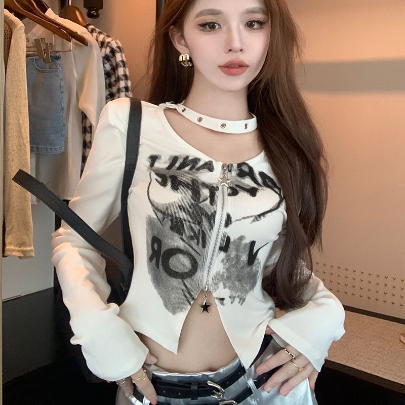 เสื้อครอปสายคล้องคอแขนยาวสำหรับผู้หญิง แบบฉบับแฟชันเกาหลี สไตล์ร้อน ๆ ที่มาพร้อมไซส์พอดีตัว