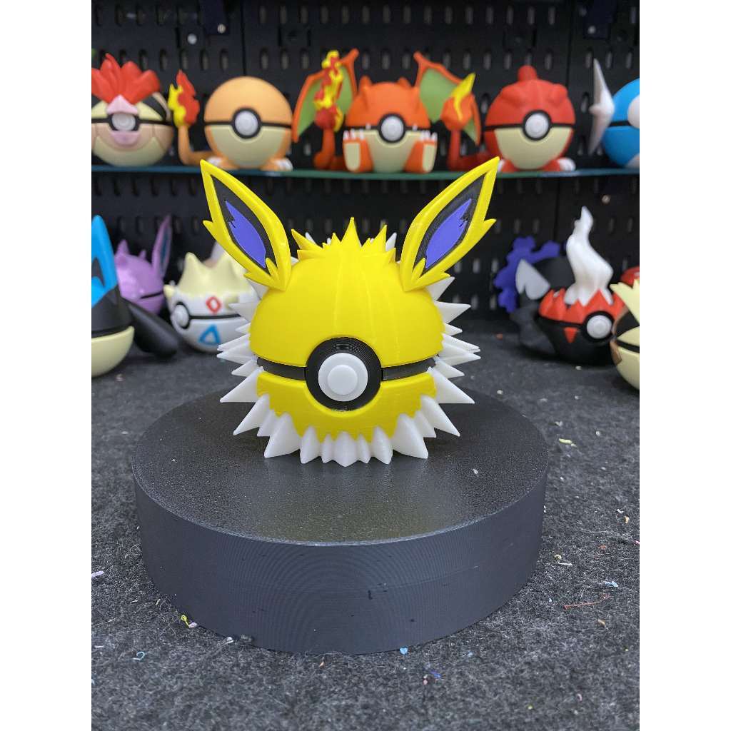 โมเดล Pokeball - Jolteon Ball