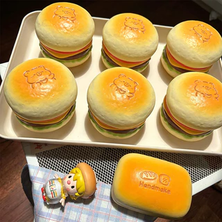 COD Squishy ยืดหยุ่นช้า รูปคาปิบาร่า สตรอว์เบอร์รี่แฮมเบอร์เกอร์ ขนมปัง บีบนุ่มคลายเครียด สควิชชี่แฮมเบอร์เกอร์คาปิบารา