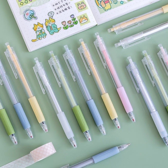 [แท่งใส มี GRIPจับ] ปากกาลูกลื่น แบบกด ไม่มีลาย 0.5มม. หมึกสีดำ สีพาสเทล ปากกาน่ารัก S0042