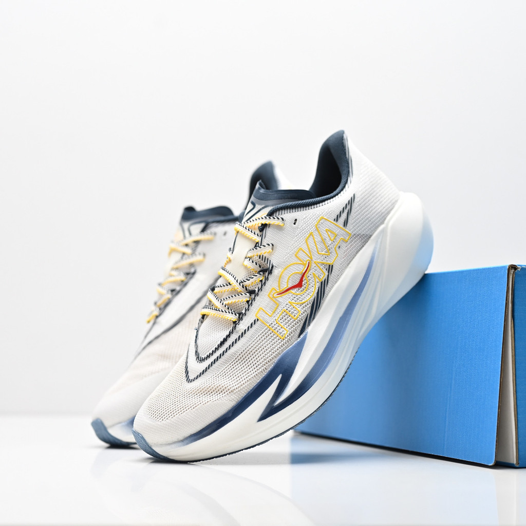 HOKA ONE ONE Cielo X1 3.0 รองเท้าวิ่งผู้ชายและผู้หญิงน้ําหนักเบาหนาSoled Cushioning Mesh