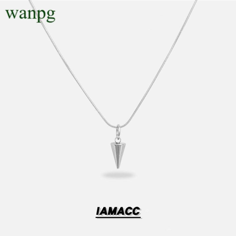2026 สไตล์ใหม่ IAMACC ใหม่สไตล์ Awl สร้อยคอไทเทเนียมเหล็ก Non-Fade All-Match โซ่งู Original Niche De
