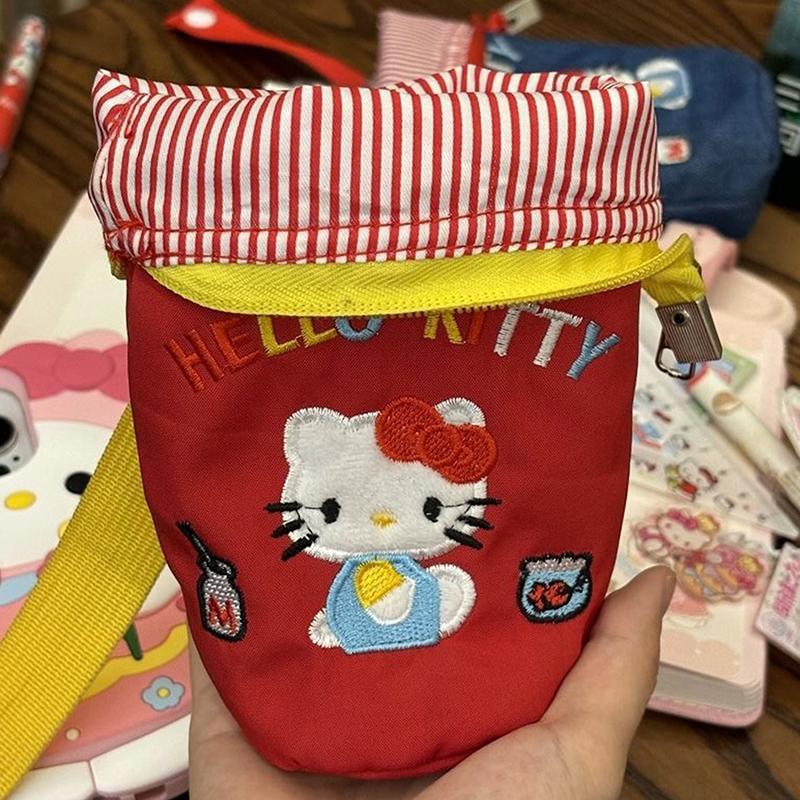 <zhuliye123>น่ารักHello Kittyกรณีดินสอกระเป๋าเครื่องสําอางแบบพกพาความจุขนาดใหญ่ถุงเก็บKT Cat Bucket 