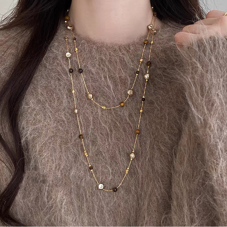 Merad Tiger Eye สร้อยคอมุกผู้หญิงฤดูใบไม้ร่วง 2025 All-Match หรูหรา High-End ยาวเสื้อกันหนาว vfr128.