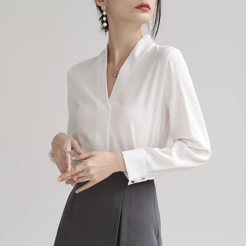 Collarless เสื้อเชิ้ตสีขาวผู้หญิง Anti-Wrinkle Workwear ฤดูใบไม้ร่วง High-End Feeling Classy ชีฟอง v