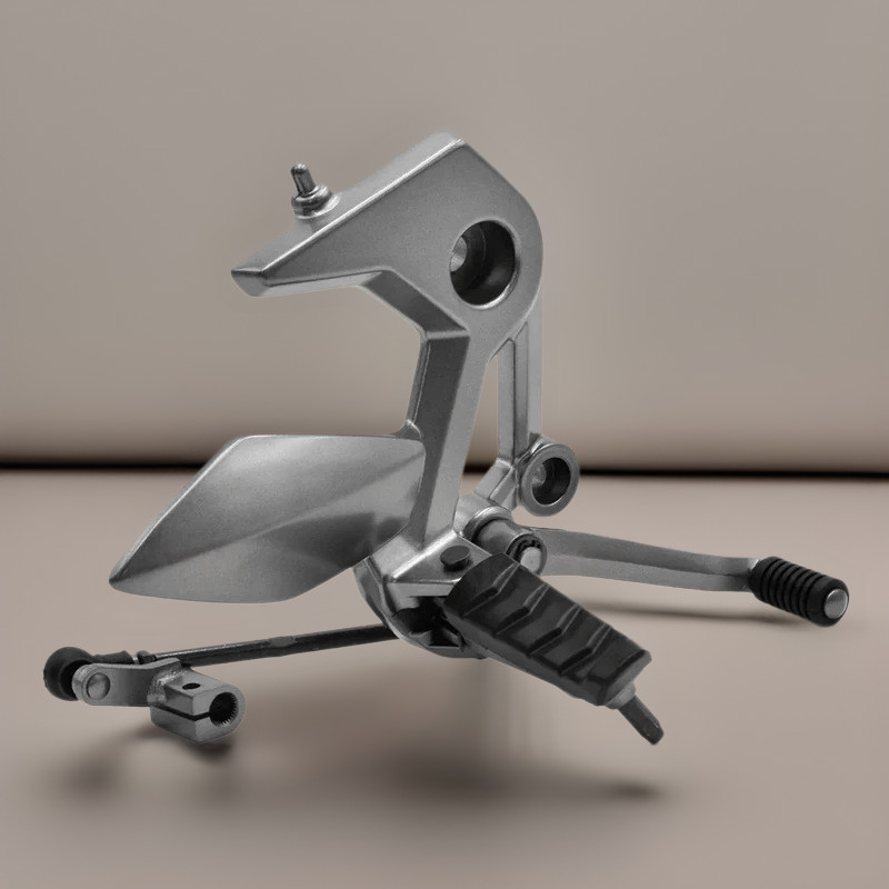 อุปกรณ์ตกแต่งโรงงานเดิม F11010425ชุดเหยียบซ้ายเหมาะสําหรับรถจักรยานยนต์ ITALIKA250Z250SZ