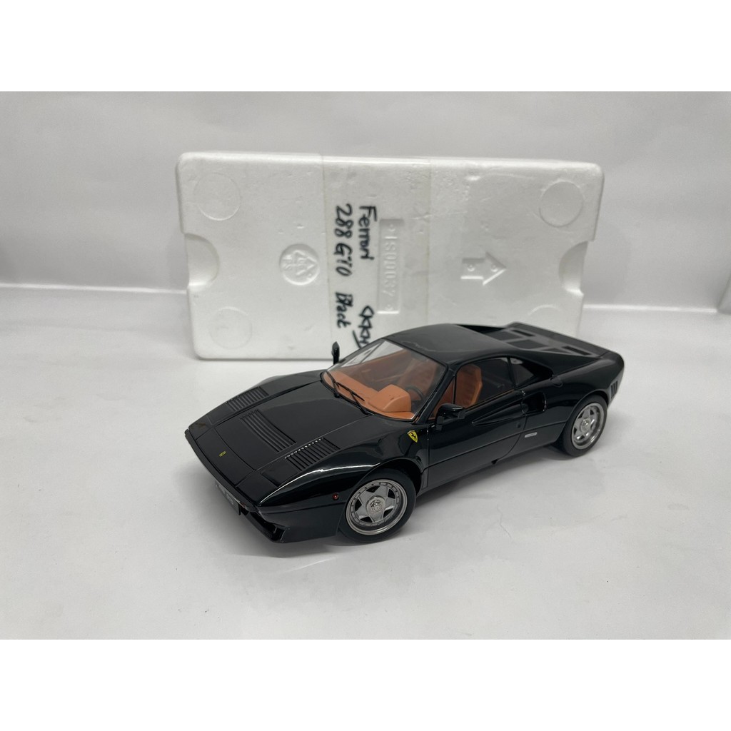 KK 1/18 Ferrari Ferrari 288 GTO สีดําหายไปบรรจุภัณฑ์ด้านนอกเท่านั้นกล่องโฟมรถเป็นอย่างดีเต่าโลหะผสมไ