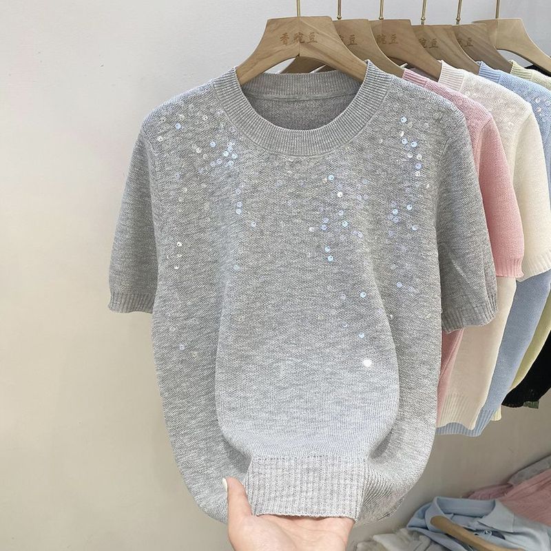 เสื้อลายพิมพ์เลื่อมบางเบาสำหรับฤดูร้อนปี 2025 สไตล์แฟชั่นสำหรับผู้หญิง