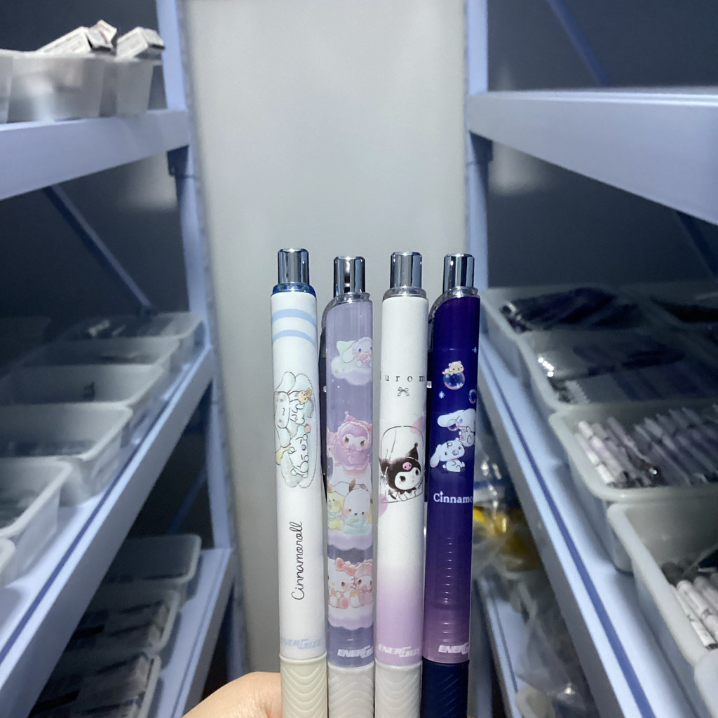 จัดส่งฟรีพร้อมสต็อก Paton Limited Sanrio Snoopy ENERGEL ปากกาเจลสีดํา Quick-Drying ตะกั่วอัตโนมัติสี