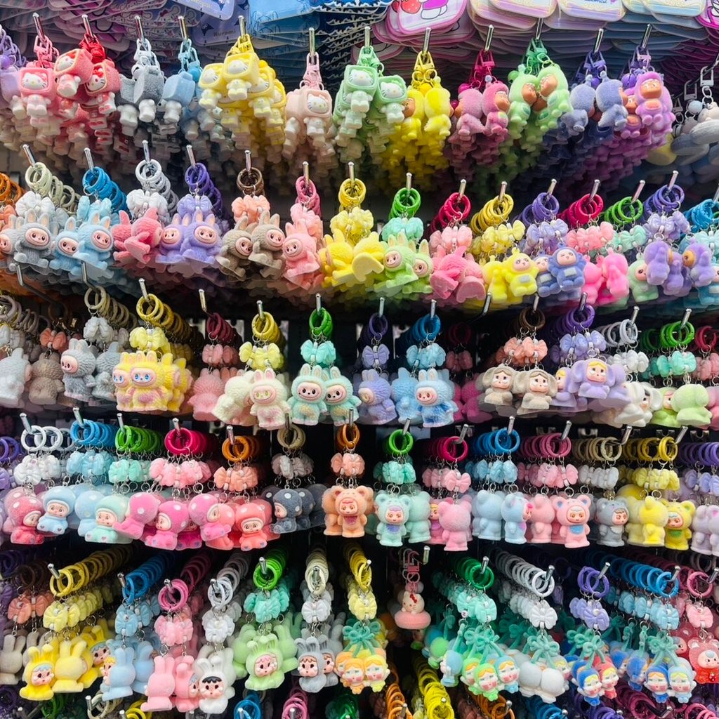 ตุ๊กตาติดกระเป๋าพวงกุญแจ ขนฟูน่ารักๆคละ12ชิ้น ราคาส่ง