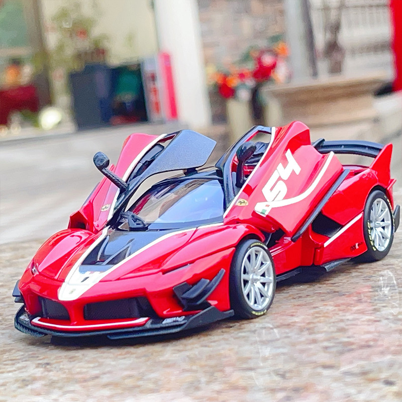 [คลังสินค้าพร้อมขายร้อน] Beegeo 1/32 Ferrari FXXK EVO Supercar โมเดลรถโลหะผสม Four Doors Sound Light