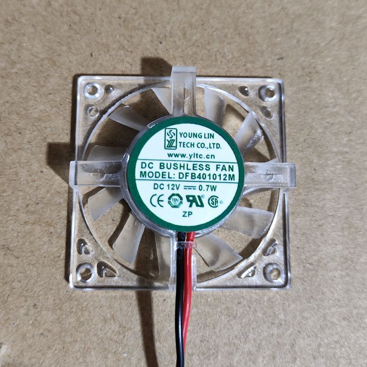 ดีเอฟบี401012M พัดลมระบายความร้อน Yonglinxing YOUNG LIN 4010 12V 0.7 W 3 W ดั้งเดิม