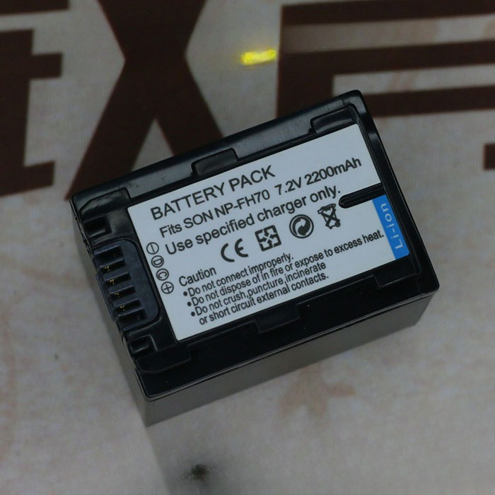 NP-FH70 Battery Suitable for Sony Camera HDR-SR1 12E XR100E 500E 520 Charger