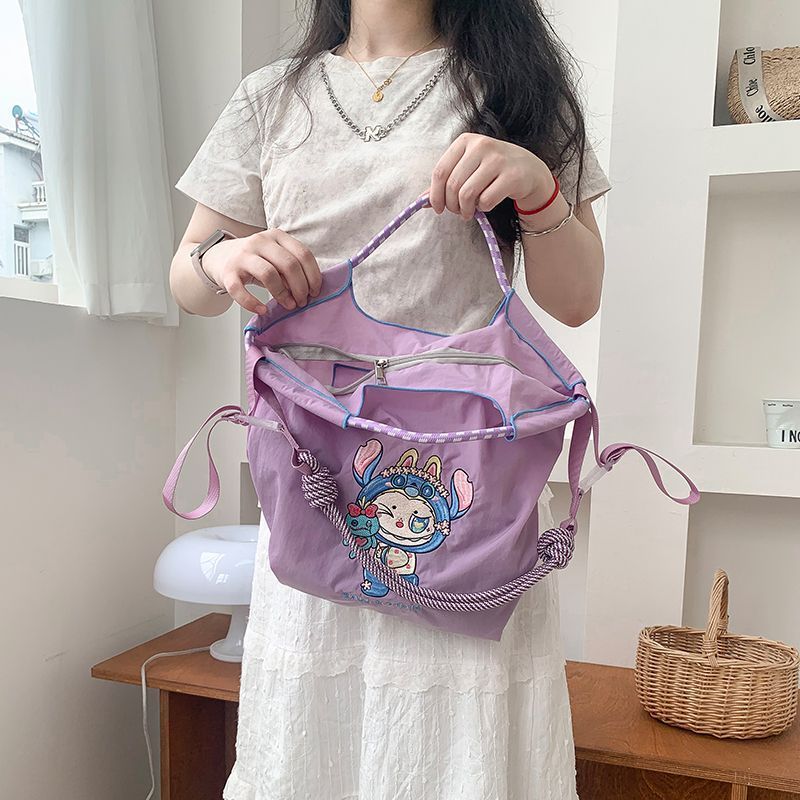 กระเป๋า Big Matt Tote ขนาดใหญ่ ทรง Tote น่ารัก อินเทรนด์ สไตล์ Street กระเป๋าถือผ้าใบแฟชั่น ความจุเยอะ แมตช์ง่าย