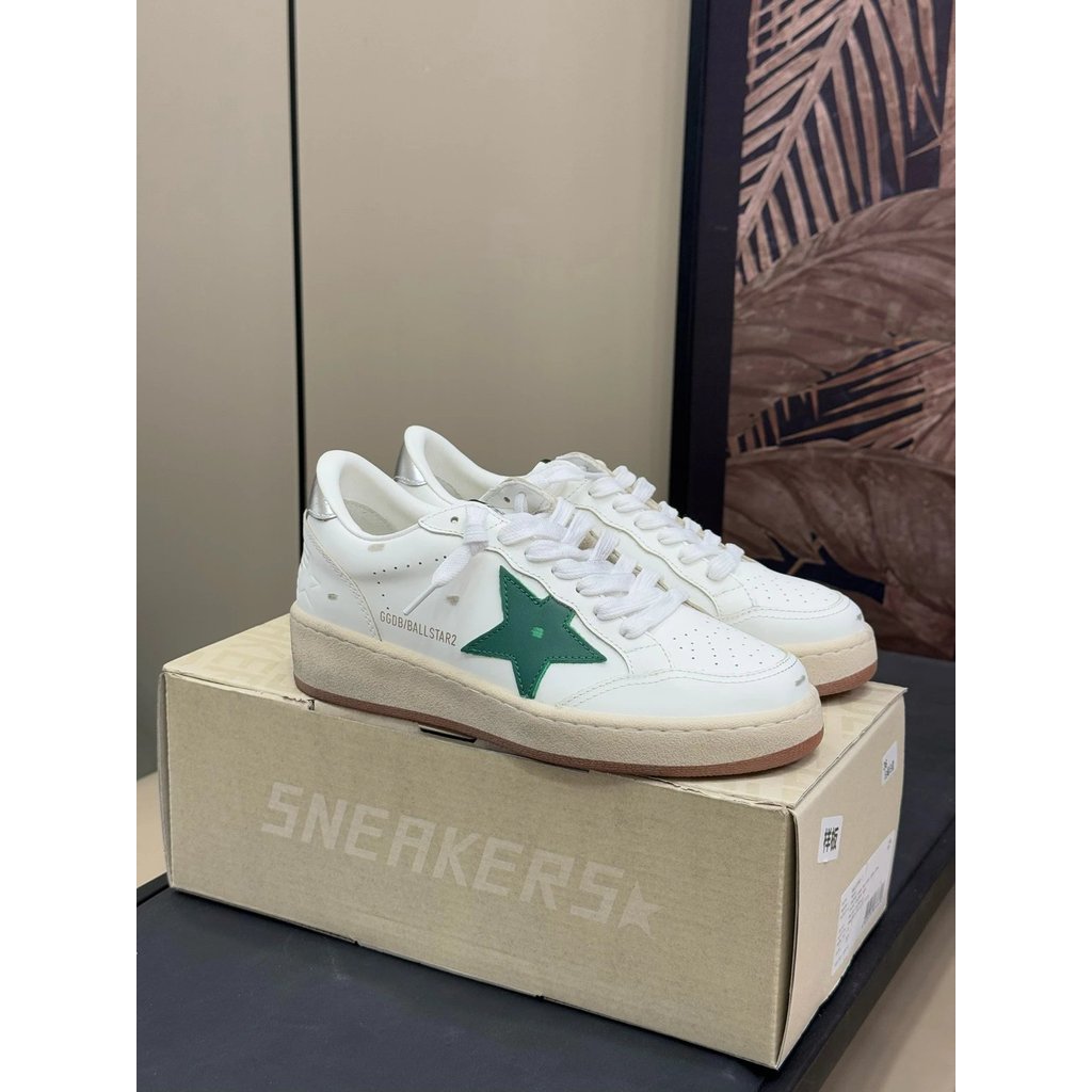 GGDB ss2025 สไตล์ใหม่ผู้ชายผู้หญิงรองเท้าลําลองรองเท้ากีฬารองเท้าสกปรกขนาดเล็ก Ballstar2
Ball star2 
