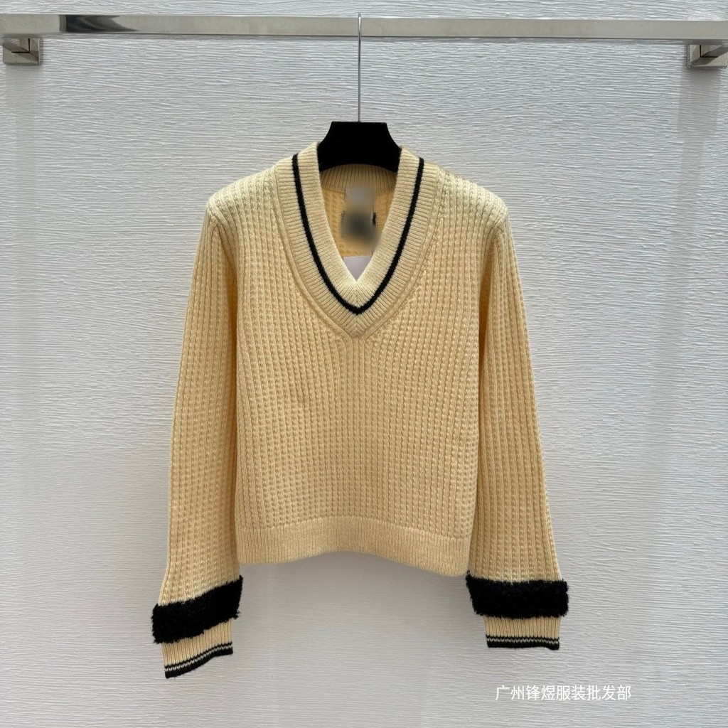 Z8BF CHA# 25Early Autumn New CC Jacquard V Collar Long Sleeve Sweater Wool Top