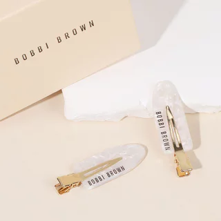 Bobbi Brown Mini Hair Clip #White Marble บ็อบบี้ บราวน์ กิ๊บติดผมลายหินอ่อนสีขาว.