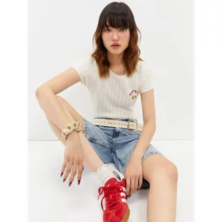 [Pomelo] เสื้อถักปักลาย / Embroidered Knit Top