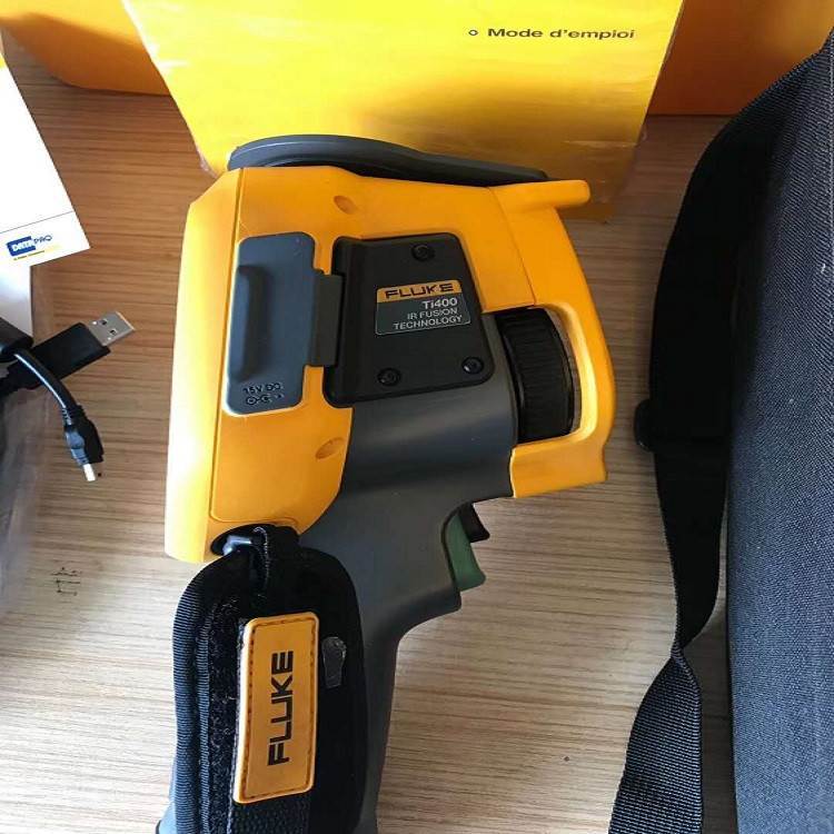 FlukeTI400 FlukeTI400 มือสอง เครื่องวัดอุณหภูมิอินฟราเรด TI300