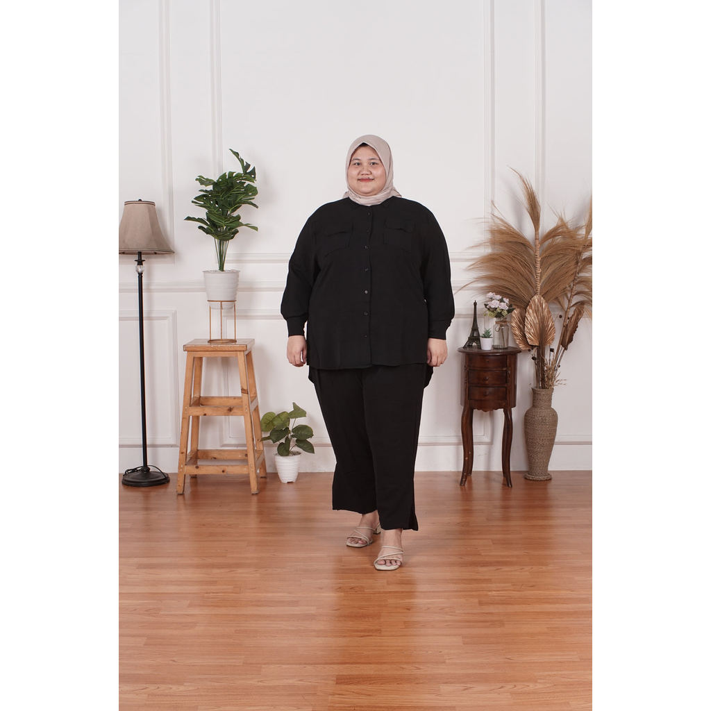 Yomi Official - เสื้อทับทิม | เสื้อแอร์โฟลว์สีดําล้วน