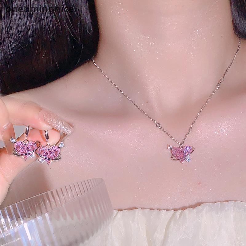 Onetimingnice สร้อยคอหัวใจสีชมพูชุดต่างหูสําหรับผู้หญิงคริสตัลจี้สร้อยคอเครื่องประดับงานแต่งงานชุด O