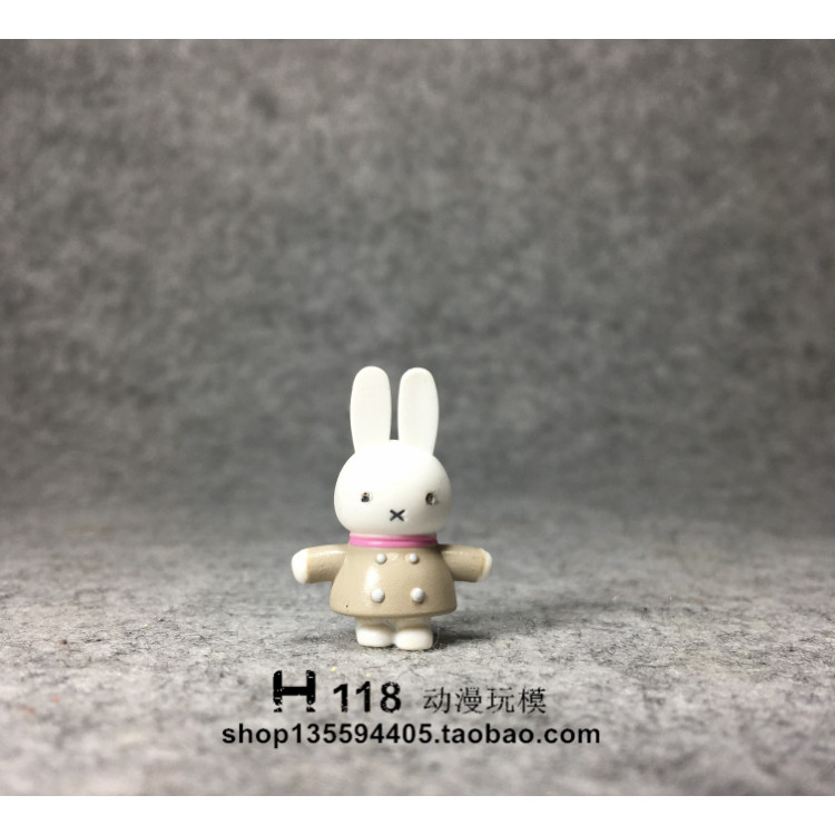 [H118] สินค้าจํานวนมาก Miffy Bunny Bunny Mini Figure Doll Decorative