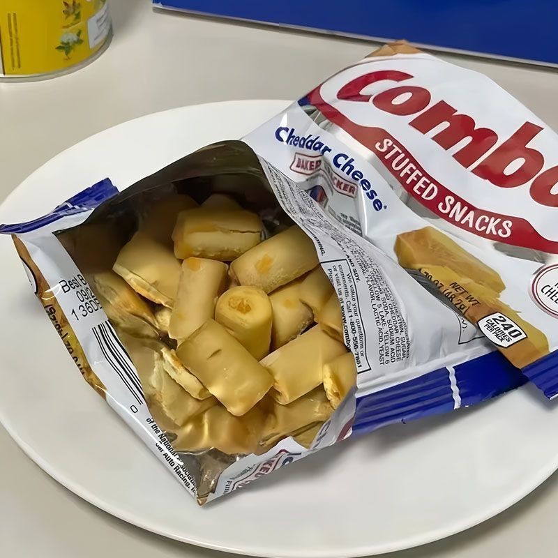 US นําเข้า BTS Snacks Star Combos Combos Cheddar Cheese Sandwich Roll Cheese Biscuits สไตล์ใหม่ 12.7