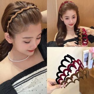 ที่คาดผมคลื่นฟันกํามะหยี่หวานอเนกประสงค์ลื่นห่วงผมผู้หญิงที่มีเนื้อโวลูมินัส