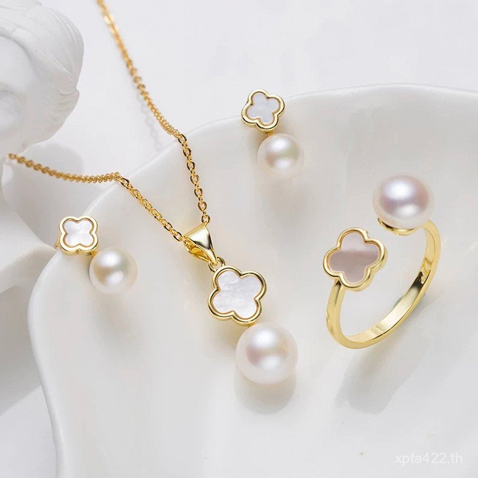 Four-Leaf Clover ธรรมชาติชุดสามชิ้นสร้อยคอต่างหูน้ําจืด Shell เครื่องประดับระดับไฮเอนด์จี้มุกขายส่ง 