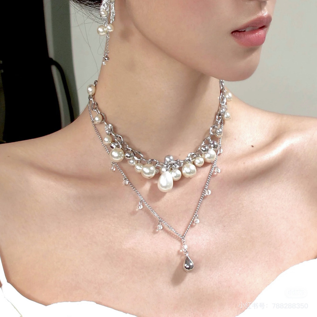 Niche Design Pearl Water Drop สร้อยคอหญิง Cool สไตล์ Double Layered คริสตัลรอบลูกปัด Clavicle Chain 