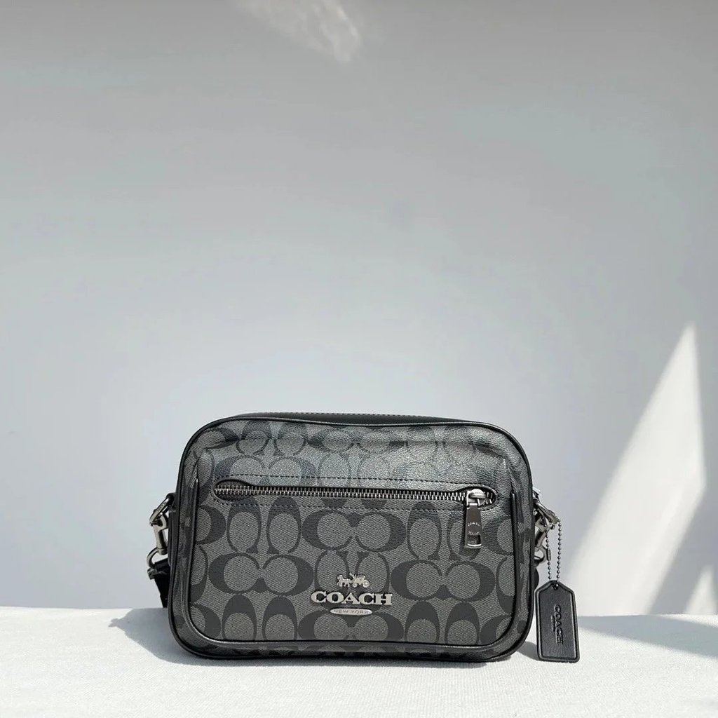 [คุณภาพของ Daigou] C Good/Olay Mens Bag Classic Logo ELIAS Crossbody Bag Camera Bag CJ510