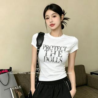 Suitcute D239 เสื้อแขนสั้นลายพิมพ์สำหรับผู้หญิง แบบตัวสบายและหลวม เหมาะสำหรับใส่ในช่วงฤดูร้อน